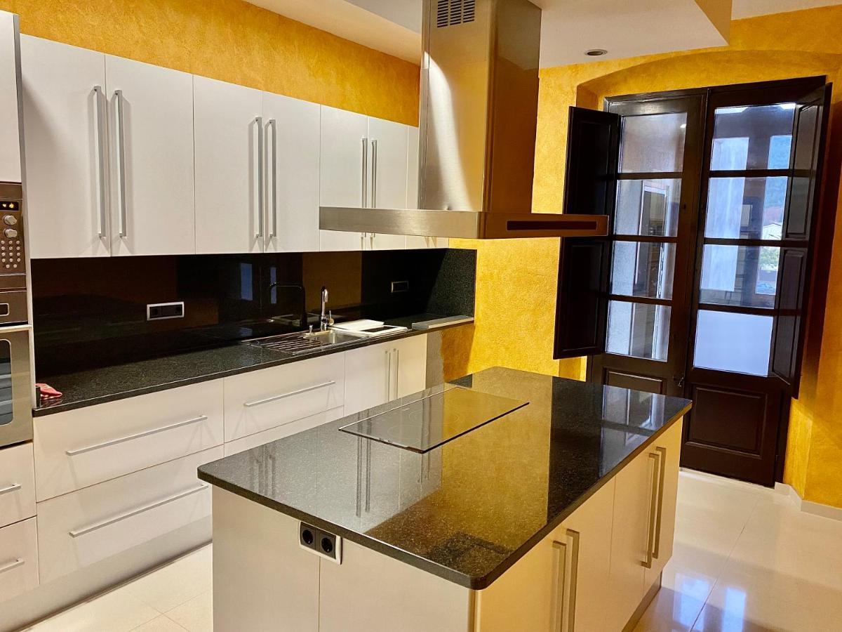 Apartament Ca N'Arago, Edificio Modernista Del Arquitecto Rafael Maso Santa Coloma De Farners Zewnętrze zdjęcie